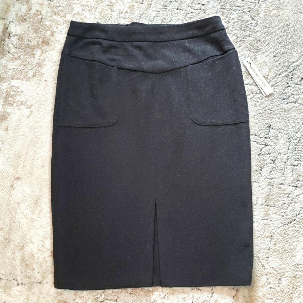 Adrienne Vittadini Size 4 NWT Dark Grey Pencil Skirt with Pockets